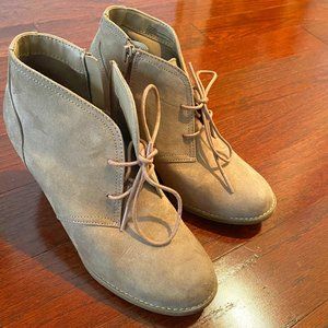 Barely worn, Target/Universal Thread wedge booties in size 7.5 in camel/tan.